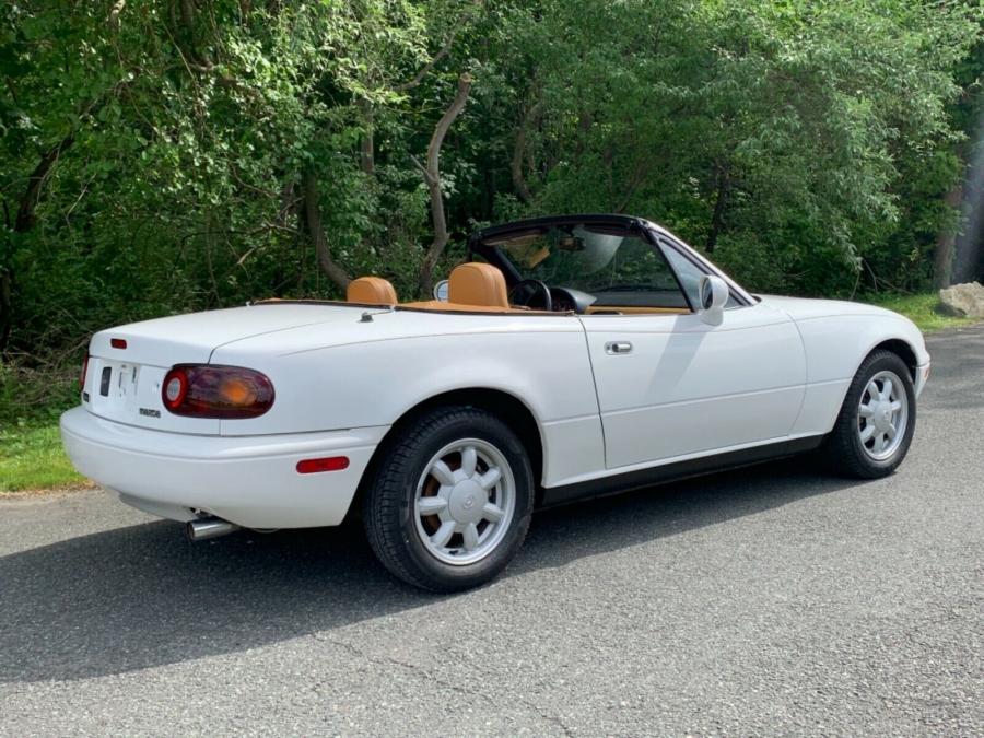  Mazda Miata C-Package 1993 года  (NA) (фото 18 из 24)